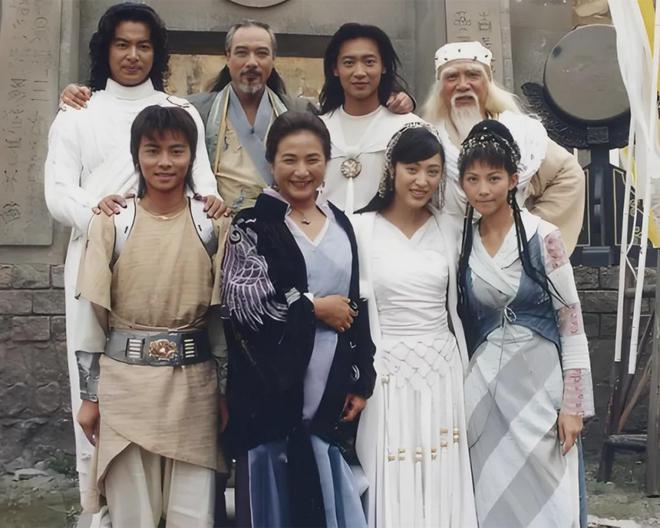 上武侠剧金庸剧上榜四部最高分是武侠喜剧澳门新葡京app大陆14部豆瓣8分以(图24)